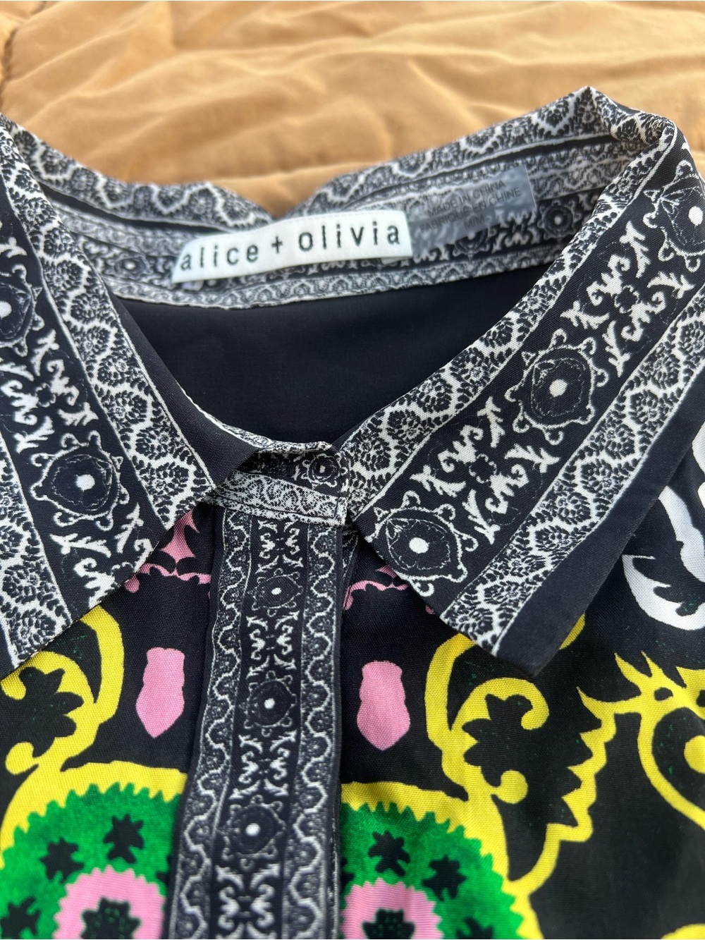 Alice + Olivia Bertha Blouson Long Sleeve Drop Waist Dress Pink/Green/Black - Picture 4 of 7